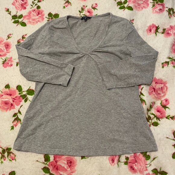 Classic Y2K reitmans cotton spandex grey v neck ¾ sleeve shirt - Picture 12 of 14